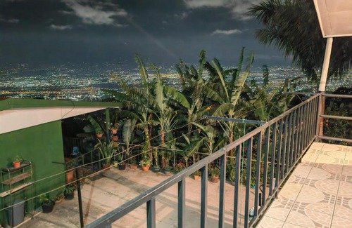 San Antonio Apartamento | Mountain View Los Delgado