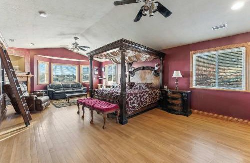 Layton Casa | Mountain View Mansion