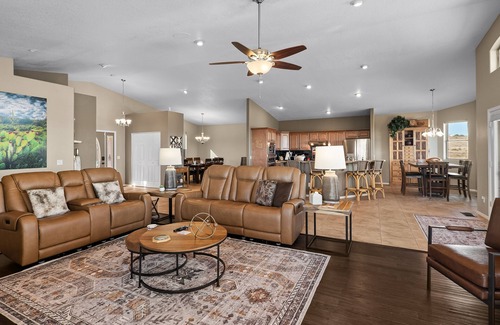 Clarkdale Casa | PeaksView Oasis near Jerome-Old Town-Sedona-Mt. Views, Secluded and Luxurious.
