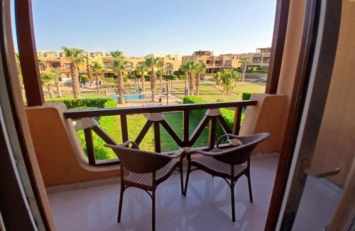 Zafarana Chalet De Esquí | Mountain View Sokhna 1, Villa 4 Bedrooms, Direct to Pool, 300 M to Beach & Dayra Camp, Families ONLY