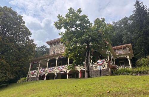 Jim Thorpe Casa | Mountain View Suite close to downtown