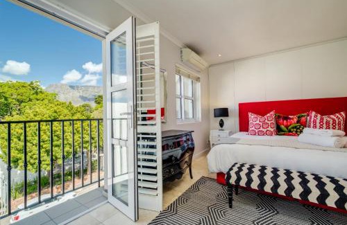 Cape Town City Centre Apartamento | Mountain View Townhouse in De Waterkant 209 DWP