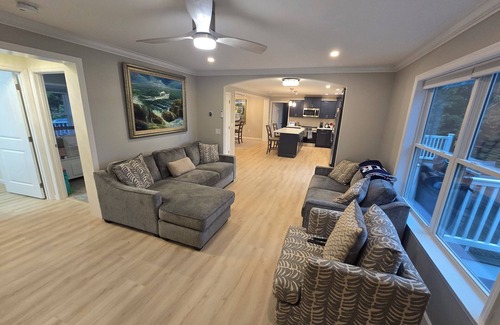 Manset Casa | Mountain view home - views of Acadia mountains and harbor on the edge of town