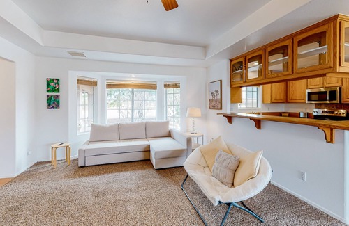 Indian Cove Casa | Mountain-view desert retreat with central AC, fireplace, lanai, & washr/dryer