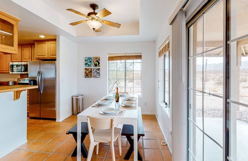Indian Cove Casa | Mountain-view desert retreat with central AC, fireplace, lanai, & washr/dryer