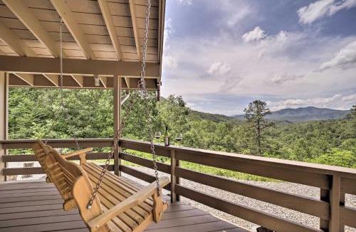 Bryson City Casa | Mountain Views and Deck Spacious Bryson City Home!