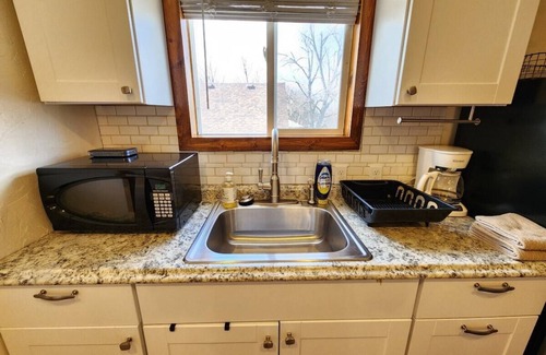 Ogden Apartamento | Mountain Views from Private Loft Studio - Near Downtown!