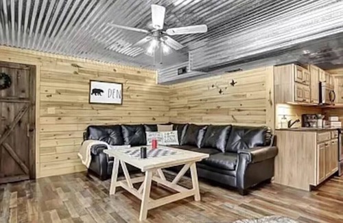 Wardensville Apartamento | Secluded, Hot Tub, Gameroom, Fire Pit, Mountain View