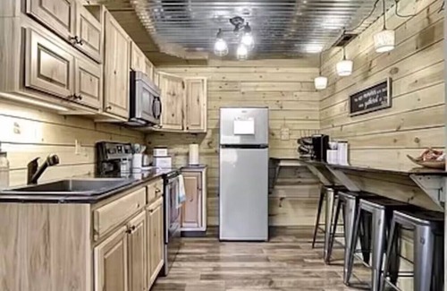Wardensville Apartamento | Secluded, Hot Tub, Gameroom, Fire Pit, Mountain View