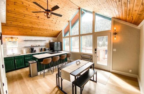 Breckenridge Casa | Mountain Views near hiking trails and ski slopes