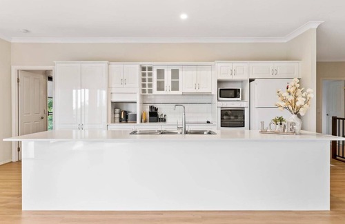 Mudgeeraba Casa | Tranquil Countryside 4 Bed Unit