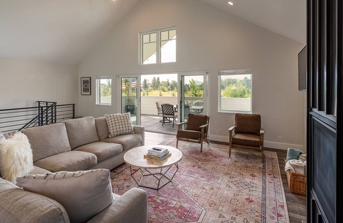 Hailey Casa | Mountain Views w/Sauna & Fire Pit: Red Feather Comfort