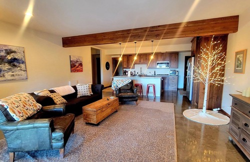 Wenatchee Casa | Mountain Villa w/view Skiing Fast Fiber Internet