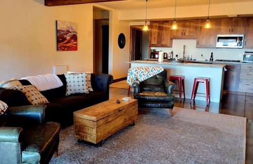 Wenatchee Casa | Mountain Villa w/view Skiing Fast Fiber Internet