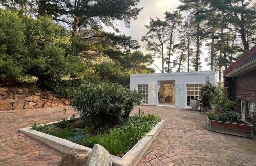 Hout Bay Casa | Mountain Vineyard Cottage