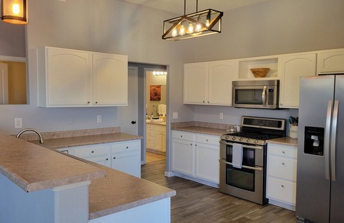 Rio Rancho Casa | Mountain Vista with heated pool - closes 10/24/24 - and outdoor kitchen