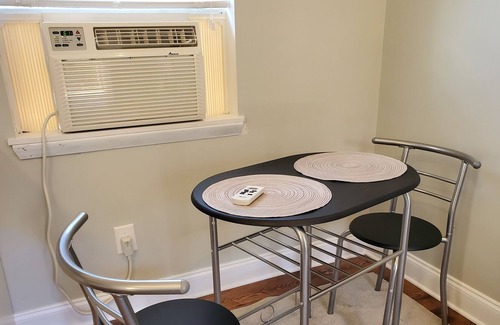 Young Harris Apartamento | Mountain Walk $65 Weekday Rates through September