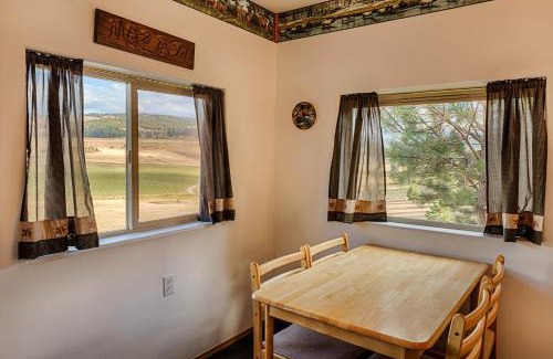 Oroville Casa | Mountaineer Cabin