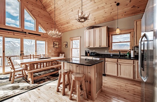 Sunday River Area Chalet De Esquí | Mountainside Chalet direct views of Sunday River