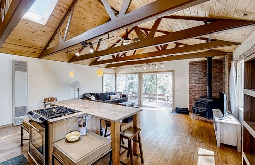Cascadel Woods Casa | Mountainside home, dog-friendly, with deck, fireplace, washer/dryer, & WiFi