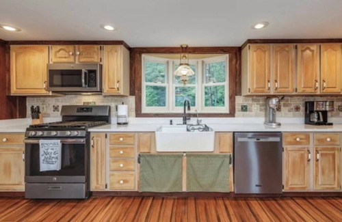 Jackson Casa | Mountainside Home In North Conway. Incredible Views, Hot Tub, Pets Allowed
