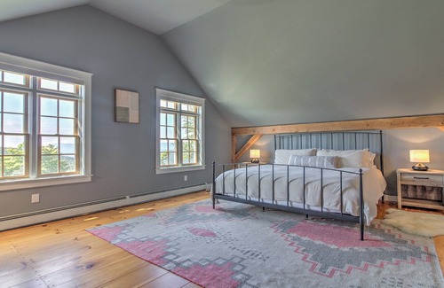 Andover Otro | Mountainside Retreat with Stunning Views