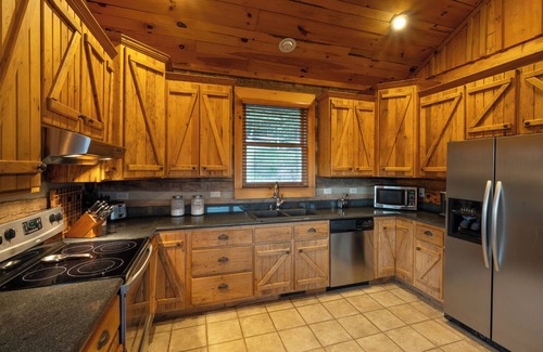 Ferguson Cabina | Mountaintop Log Cabin,HotTub,Pool Table
