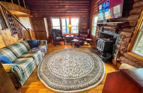 Lansing Casa | Mountaintop Meadows