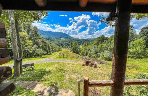 Lansing Casa | Mountaintop Meadows