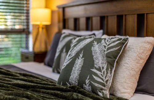 Bright Casa | Mountbatten