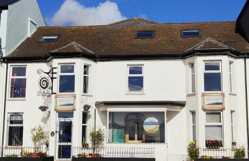 Newcastle Apartamento | Mourne Mountain Art Apartments