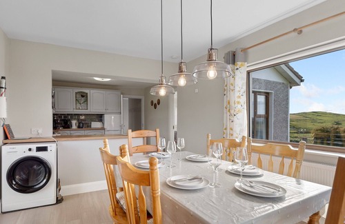 Connemara Casa | Mourneen Cottage with stunning views