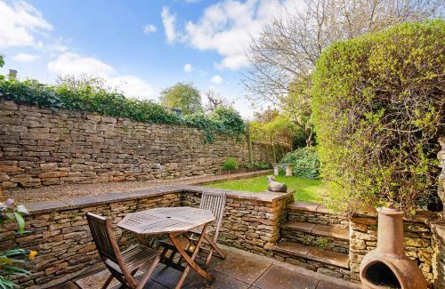 Longborough Casa | Mouse Manor