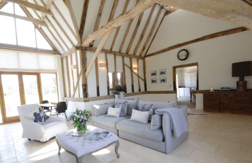 Ipswich Cabaña | MOUSEHALL BARN, FLOWTON, pet friendly, with open fire in Hadleigh