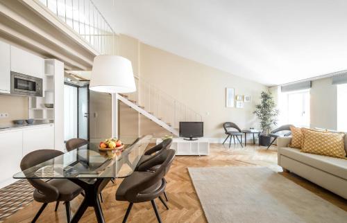 Centro / Baixa Apartamento | Mouzinho 160