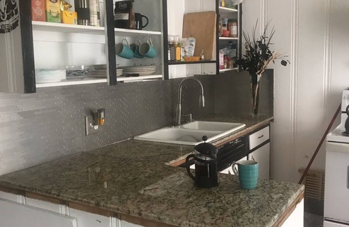 Surfside Beach Casa | Move out of that hotel room and come to the beach!