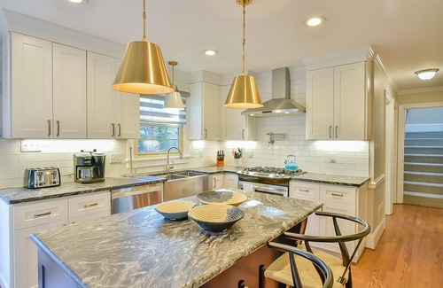 Greensboro Casa | Movie Theatre, Pool, Fire-pit, 7 Bedrooms