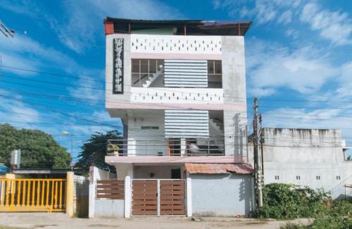 Maribago Hotel | Movietelle by RedDoorz