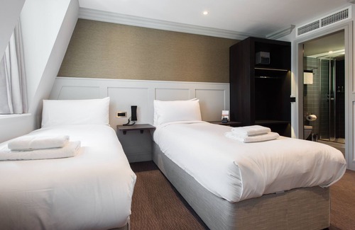 Earl's Court Hotel | Mowbray Court Hotel