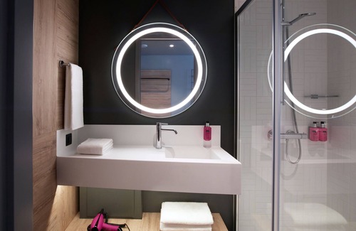 Psirri Hotel | Moxy Athens City