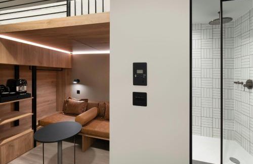 London City Centre Hotel | Moxy London Piccadilly Circus