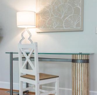 Anderson Casa | Moyers Retreat - Lakefront
