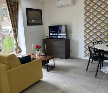 Chasse-sur-Rhone Apartamento | Mozart Cosy Love room