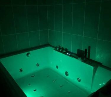 Chasse-sur-Rhone Apartamento | Mozart Cosy Love room