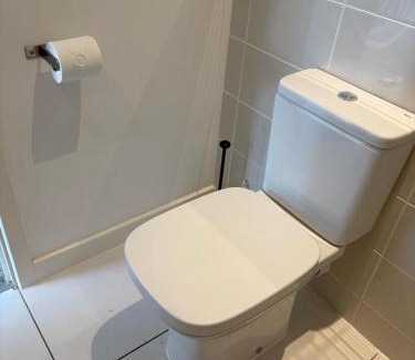 Emersons Green Casa | MpaNjus - Double Rooms, Shared House