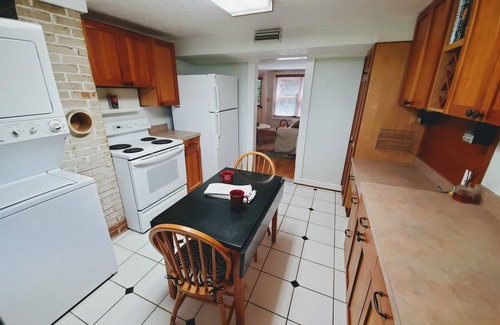 Wrightsville Beach Casa | Mr Frog's Figs & Ferns Beach Cottage - Swim & Kayak Launch w/5 min Walk to Beach