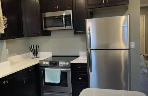 Lawrenceville Apartamento | Mr. Holmes Retreat