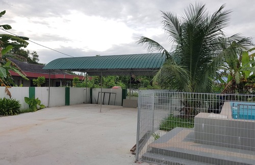 Merbau Sempak Casa | MRI Homestay Sg Buloh - 3 habitaciones / 2 baños GF