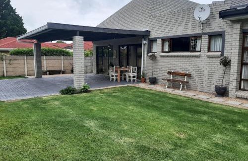 George Apartamento | Mrs Catherines Selfcatering Apartment