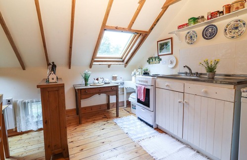 Ardfinnan Apartamento | MRS DELANEY'S LOFT, pet friendly in Ardfinnan, County Tipperary
